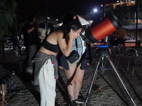 curiosity tour chile